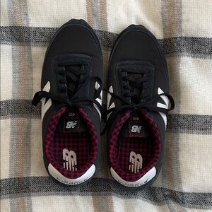 New Balance EUC 410 Black Skinny Sneakers with Buffalo Plaid Interior-Size 7.5